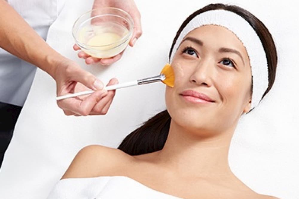 Skinceuticals Brightening Facial