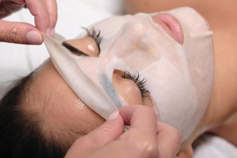 Skinceuticals Hydration Booster Facial